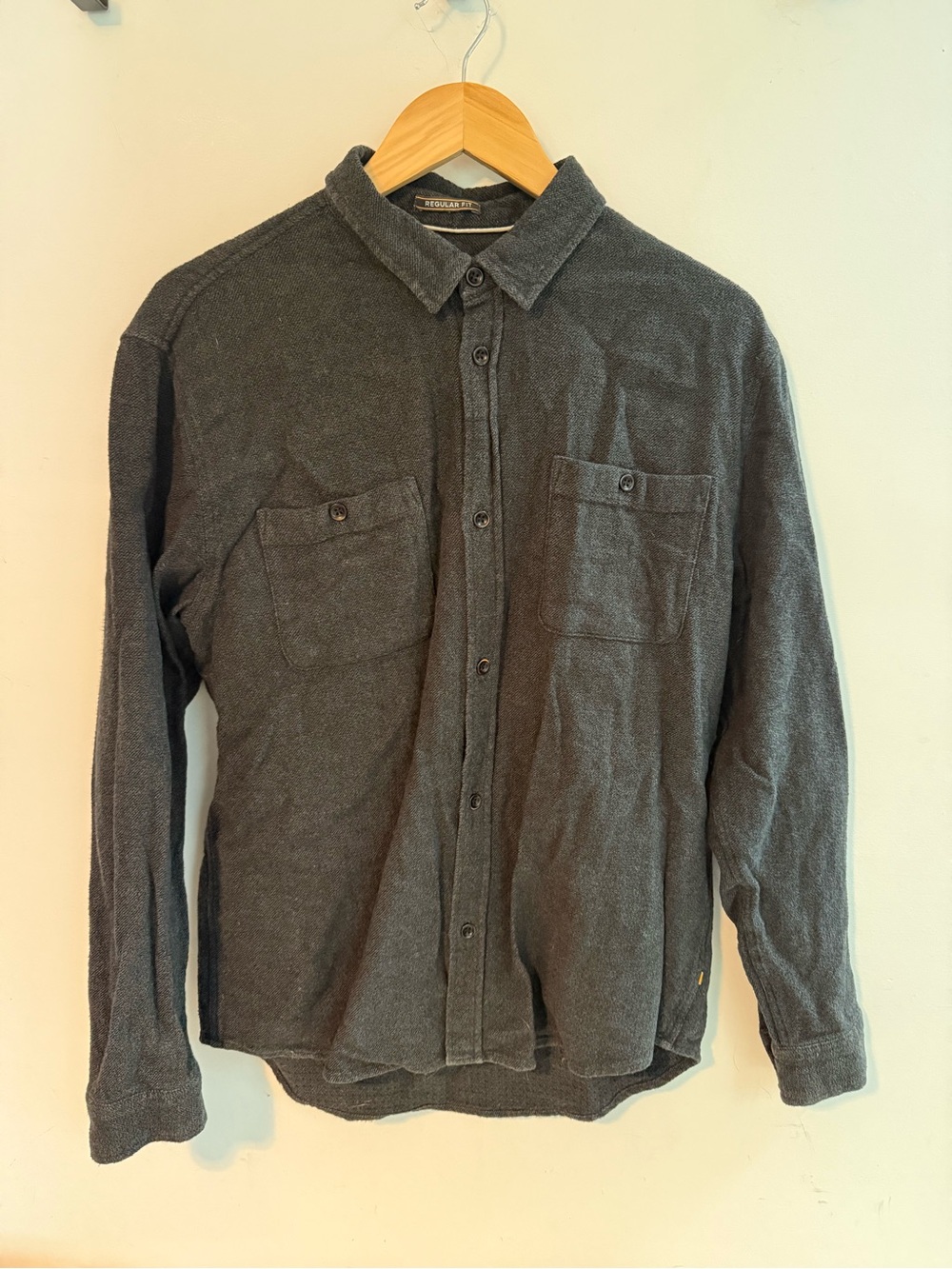 Quiksilver waterman Men's Long-Sleeve Button-Down flannel - Charcoal Gray
